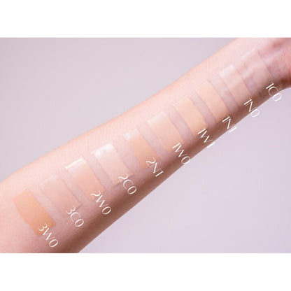 Futurist Aqua Brilliance Makeup With Intense Moisture Infusion Spf20/Pa+++